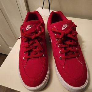 Nike GTS 97 Mens Sneaker Shoes Gym Red &White Canvas Sz 9.5 DA1446-600